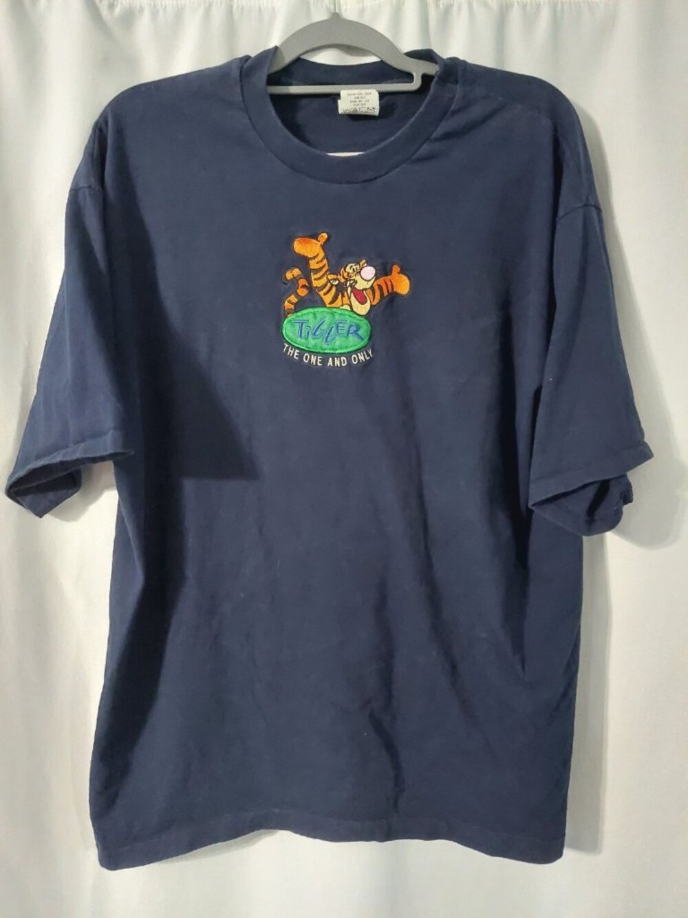 Disney Womens Winnie the Pooh Tigger T Shirt Size XXL Embroidered Crew Neck